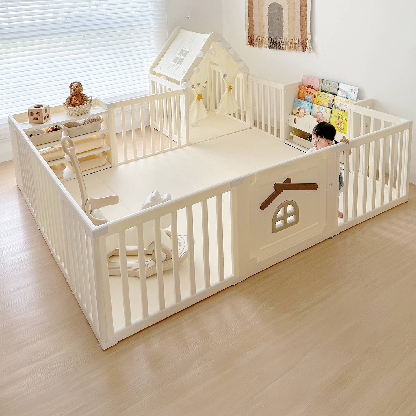 YY2275-1 Treehouse Fence